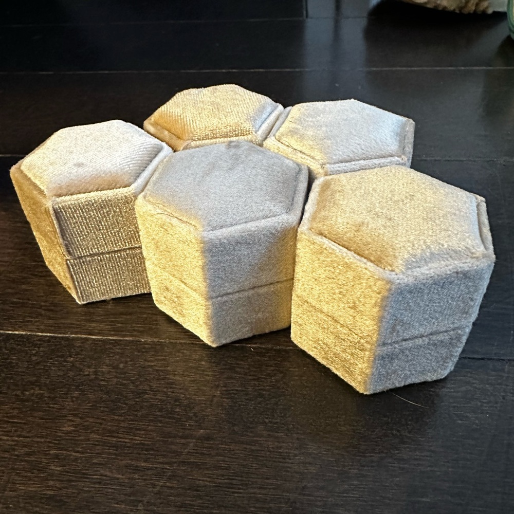 NEW Set of 5 velvet ring boxes hexagon shape ring box 2 slot